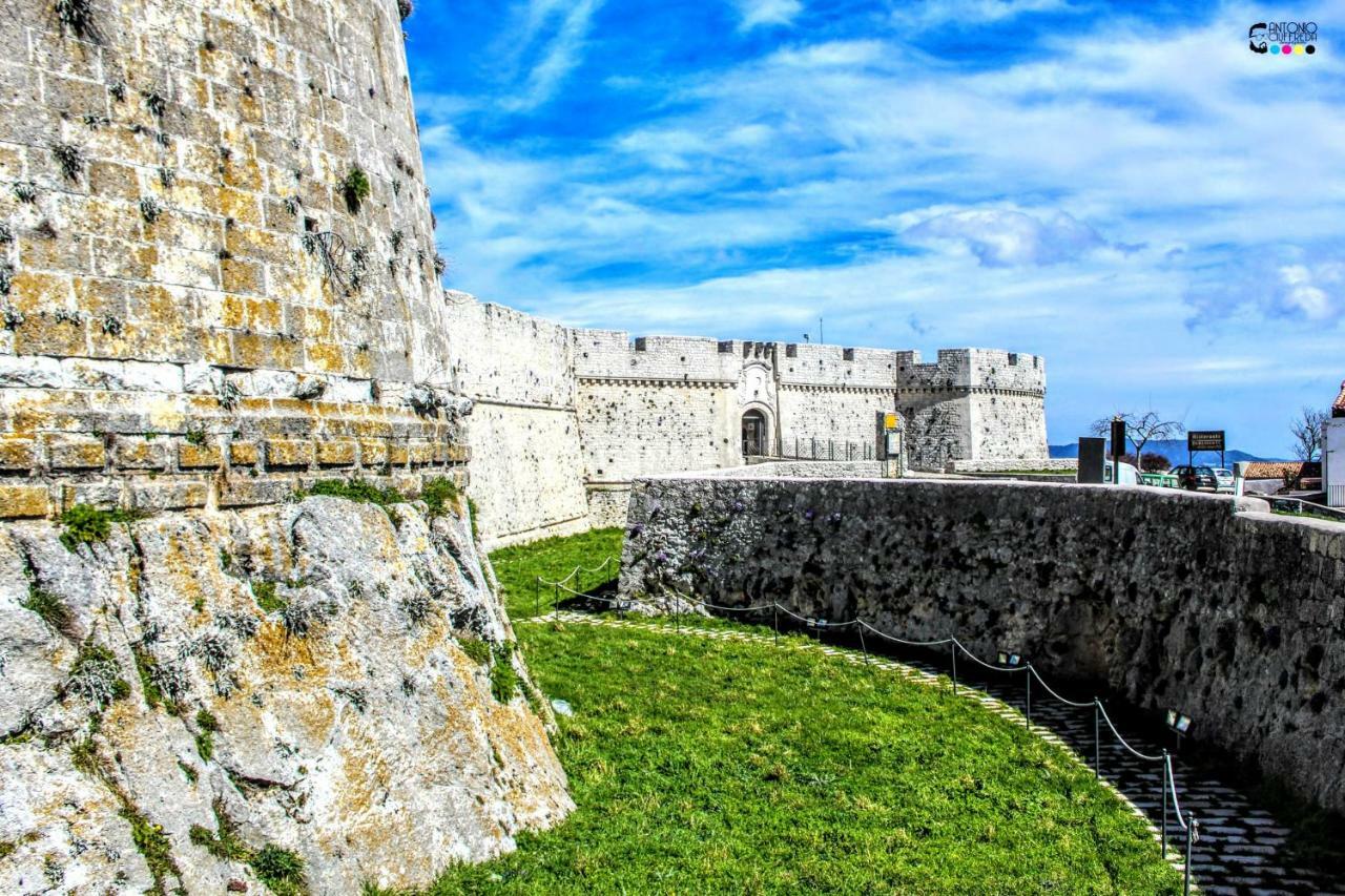 Rooms Gli Arcangeli 2 - Affitti Brevi Italia Монте-Сант'Анджело Экстерьер фото