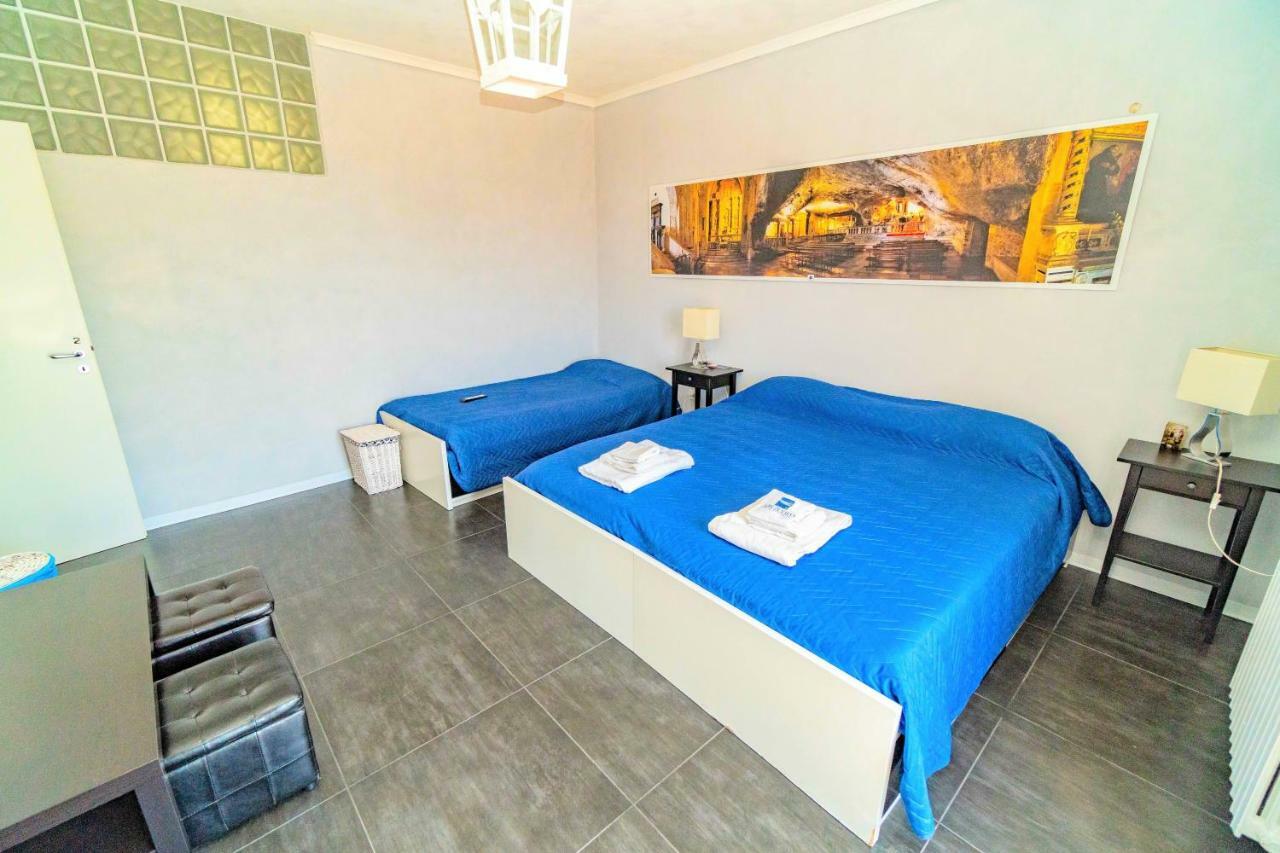 Rooms Gli Arcangeli 2 - Affitti Brevi Italia Монте-Сант'Анджело Экстерьер фото