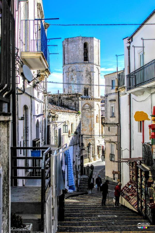 Rooms Gli Arcangeli 2 - Affitti Brevi Italia Монте-Сант'Анджело Экстерьер фото