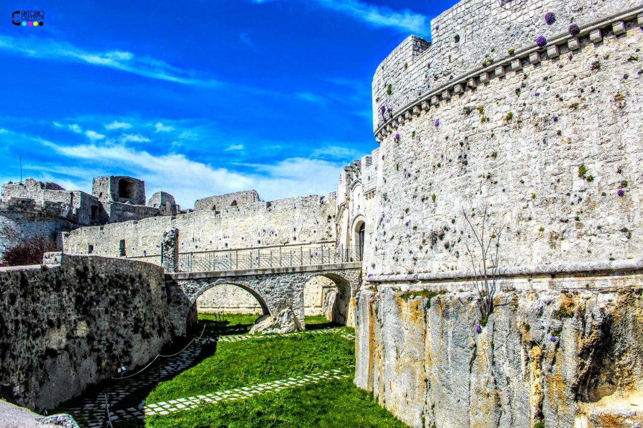 Rooms Gli Arcangeli 2 - Affitti Brevi Italia Монте-Сант'Анджело Экстерьер фото