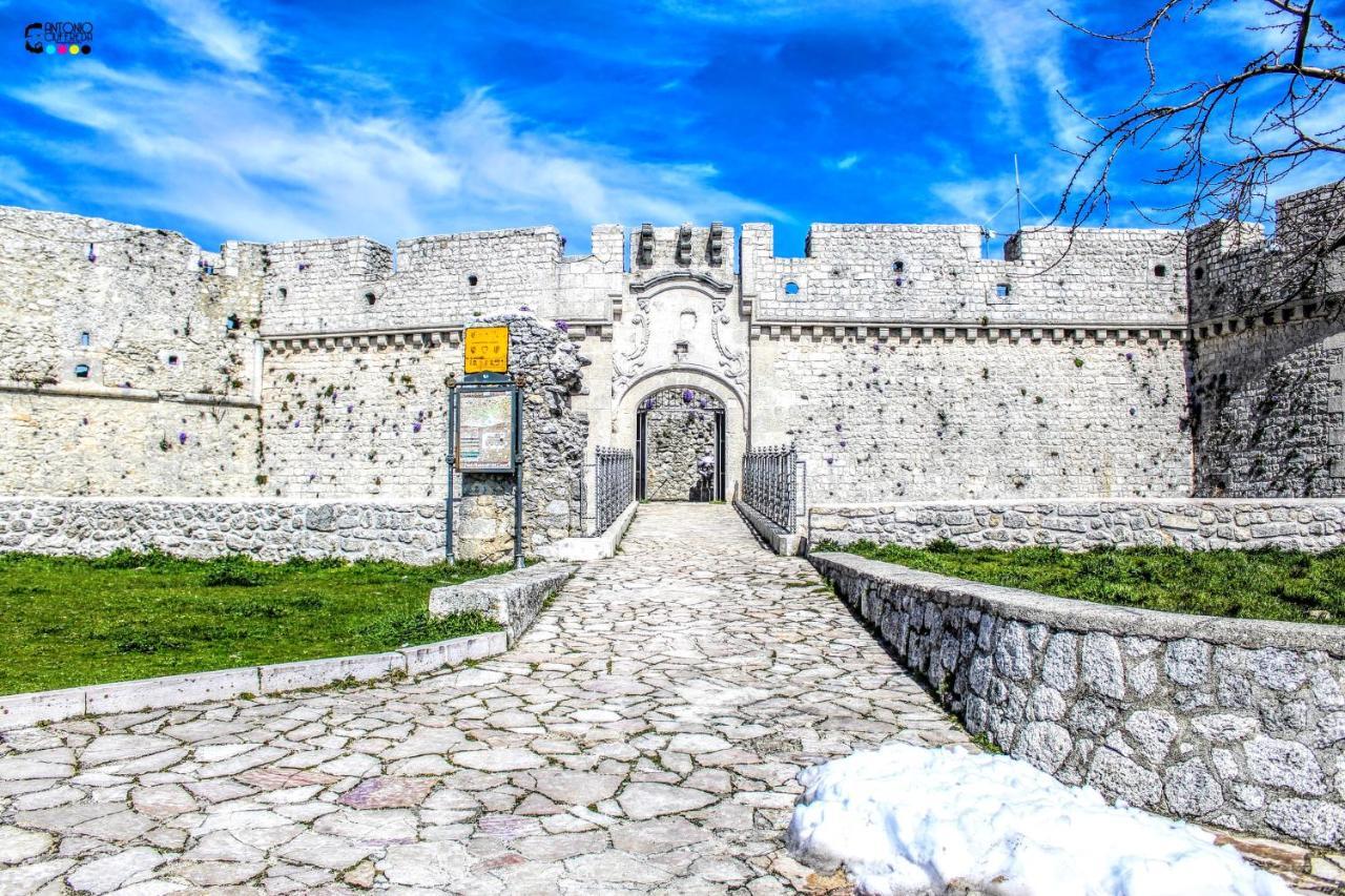 Rooms Gli Arcangeli 2 - Affitti Brevi Italia Монте-Сант'Анджело Экстерьер фото